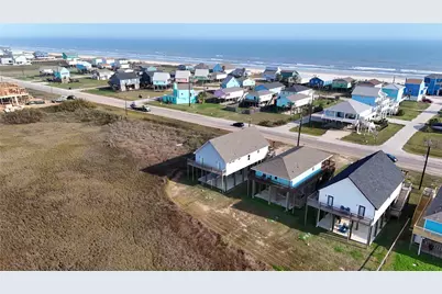 1743 Bluewater Highway, Surfside Beach, TX 77541 - Photo 30