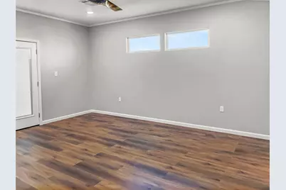 1743 Bluewater Highway, Surfside Beach, TX 77541 - Photo 6