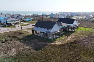 1743 Bluewater Hwy, Surfside Beach, TX 77541 - Photo 26