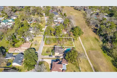 13 Ravensworth Drive, Conroe, TX 77302 - Photo 8