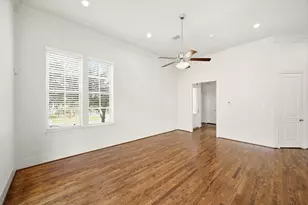 1404 W 25th St, Houston, TX 77008 - Photo 8