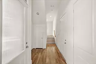 1404 W 25th St, Houston, TX 77008 - Photo 6