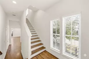 1404 W 25th St, Houston, TX 77008 - Photo 12