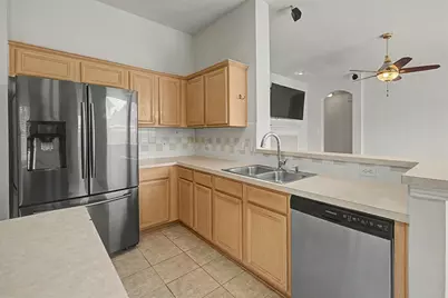 10943 Spruce Drive N, La Porte, TX 77571 - Photo 12