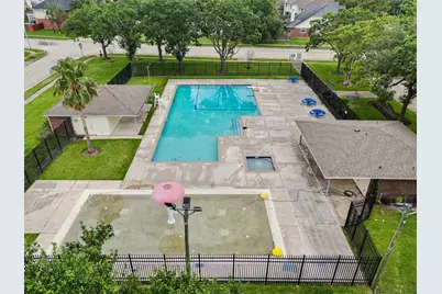 10943 Spruce Drive N, La Porte, TX 77571 - Photo 24