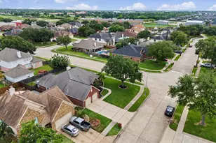 10943 Spruce Dr N, La Porte, TX 77571 - Photo 26