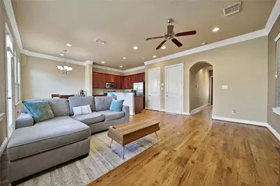 1113 Sherwood Trail, Houston, TX 77043 - Photo 6