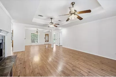 2564 Highland Park Drive, Orange, TX 77632 - Photo 12