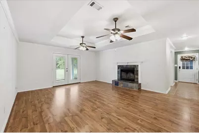2564 Highland Park Drive, Orange, TX 77632 - Photo 10