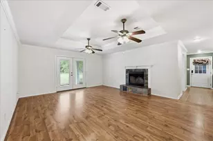 2564 Highland Park Dr, Orange, TX 77632 - Photo 10