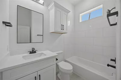7900 Bowen Street #A-B, Houston, TX 77051 - Photo 12