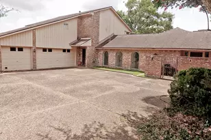 27 Charleston Street N, Sugar Land, TX 77478 - Photo 6