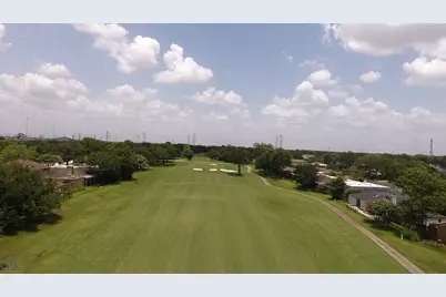 27 Charleston Street N, Sugar Land, TX 77478 - Photo 8