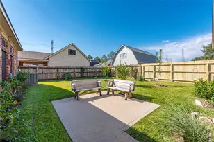 507 Clear Creek Meadows Dr, League City, TX 77573 - Photo 8