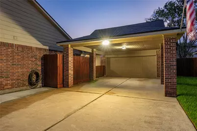 507 Clear Creek Meadows Drive, League City, TX 77573 - Photo 12