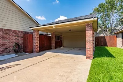 507 Clear Creek Meadows Drive, League City, TX 77573 - Photo 44