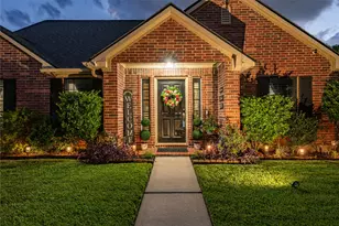 507 Clear Creek Meadows Dr, League City, TX 77573 - Photo 1