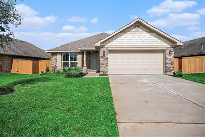13421 Diamond Reef Lane, Texas City, TX 77568 - Photo 1