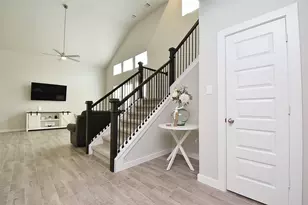 308 Spruce Oak Ln, Waller, TX 77484 - Photo 6
