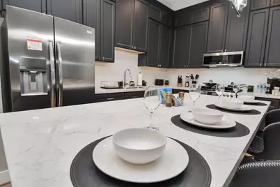 5718 Beall Street #D, Houston, TX 77091 - Photo 10