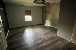 6908 Larkstone St, Houston, TX 77028 - Photo 14