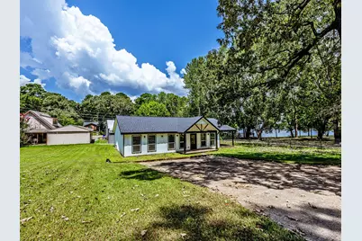 161 Lakeway Circle, Trinity, TX 75862 - Photo 8