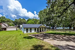 161 Lakeway Circle, Trinity, TX 75862 - Photo 8