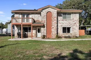 174 Masters Pl, Hilltop Lakes, TX 77871 - Photo 2