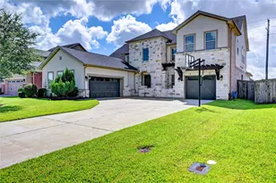 1723 Carriage Oaks Ln, Katy, TX 77494 - Photo 2
