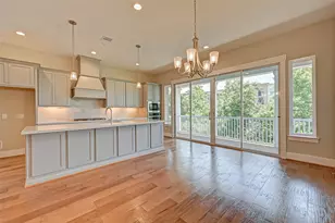 67 Thorpe Ln, Spring, TX 77389 - Photo 2