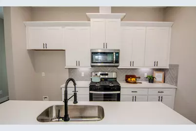 11 Wellford Street #G, Houston, TX 77022 - Photo 8