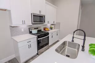 11 Wellford St, Houston, TX 77022 - Photo 14