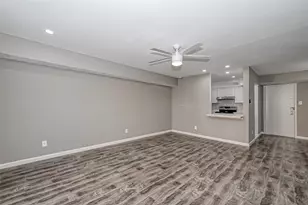 4645 Wild Indigo St, Houston, TX 77027 - Photo 8