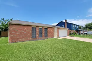 8530 Quail Burg Ln, Houston, TX 77489 - Photo 2