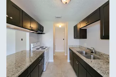 8530 Quail Burg Lane, Houston, TX 77489 - Photo 12