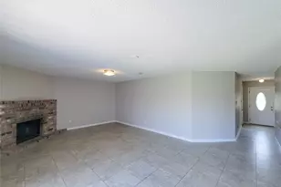 8530 Quail Burg Ln, Houston, TX 77489 - Photo 8