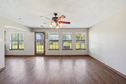 5922 Redfish Run, Baytown, TX 77523 - Photo 16