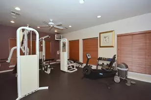 2255 Braeswood Park Dr, Houston, TX 77030 - Photo 26