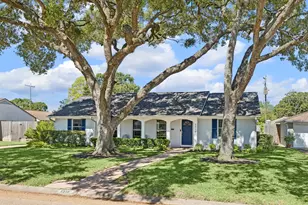 4318 Stillbrooke Dr, Houston, TX 77035 - Photo 8