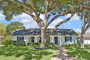 4318 Stillbrooke Dr, Houston, TX 77035 - Photo 1
