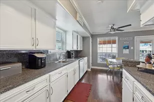 22922 Lunes St, Galveston, TX 77554 - Photo 10