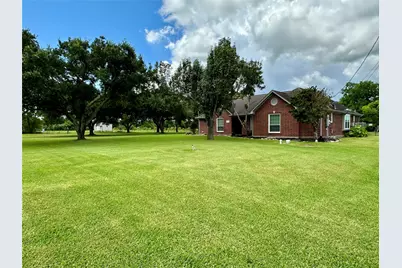 1614 Avenue Q, Santa Fe, TX 77510 - Photo 4