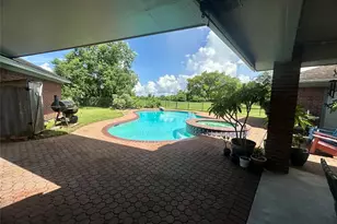 1614 Avenue Q, Santa Fe, TX 77510 - Photo 12