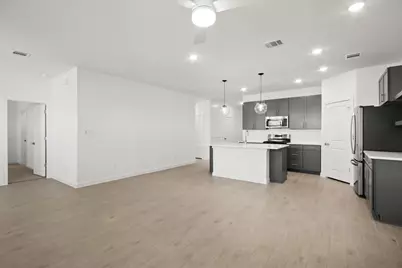 7711 Jade Crest Drive, Angleton, TX 77515 - Photo 8