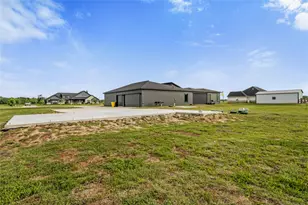 5119 Sophie Slanksy Way, Sealy, TX 77474 - Photo 6