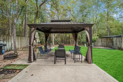 14 N Flickering Sun Circle, The Woodlands, TX 77382 - Photo 32