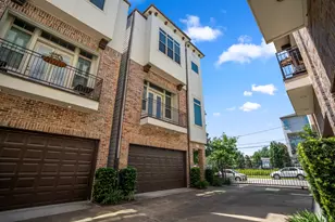 1032 W 26th St, Houston, TX 77008 - Photo 4