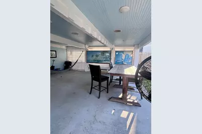 2811 Avenue Q 1/2, Galveston, TX 77550 - Photo 28