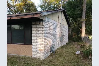 1018 Green Avenue, Cleveland, TX 77327 - Photo 2