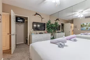 1401 E Beach Dr, Galveston, TX 77550 - Photo 8